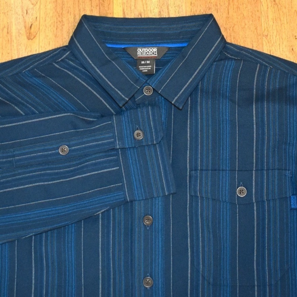 Outdoor Research Button Up Shirt Mens Medium Blue Striped Long Sleeve
